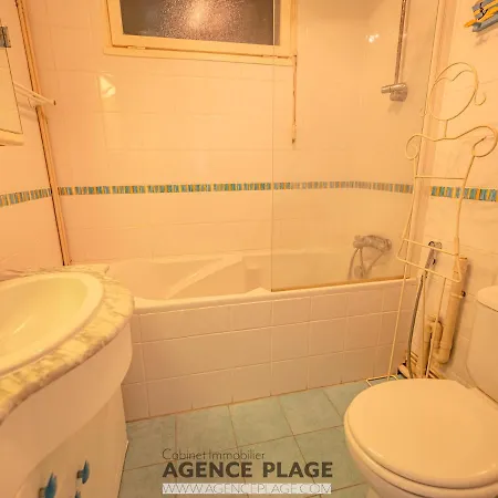 Appartement ***studio Avec Balcon Face à La Mer, Centre Des Sables-d'olonne, équipé Et Confortable*** - Fr-1-197-581