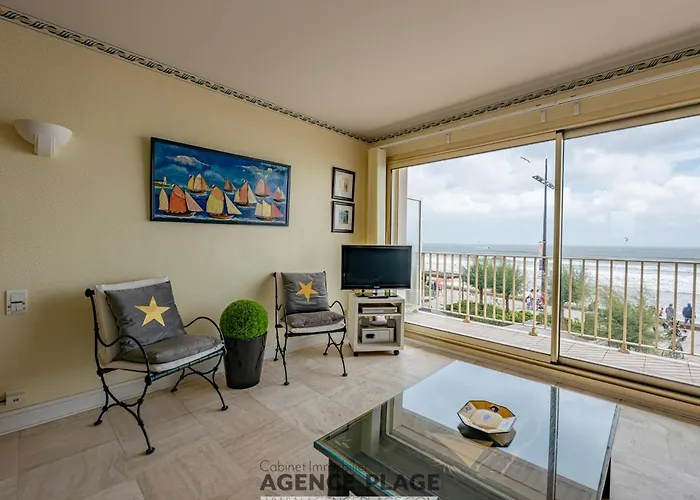 Face Avec Balcon Et Cuisine Equipee - Fr-1-197-581 アパート *