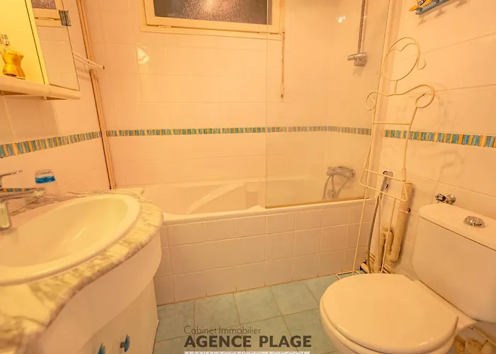 公寓 Face Avec Balcon Et Cuisine Equipee - Fr-1-197-581